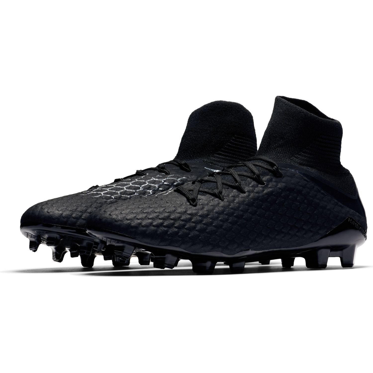 nike triple black hypervenom